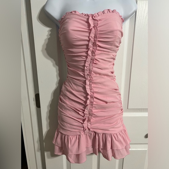 👑PRINCESS POLLY PINK ruffle dress - size 2 - NWT 👑 - Picture 4 of 6